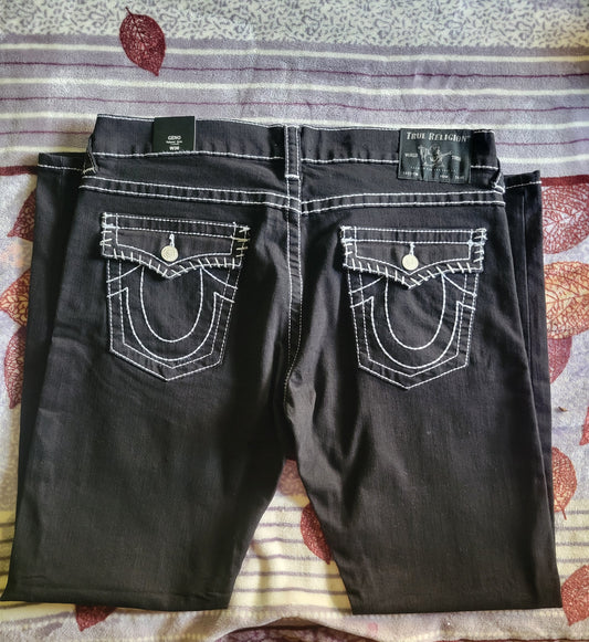 True Religion - Bordado Blanco